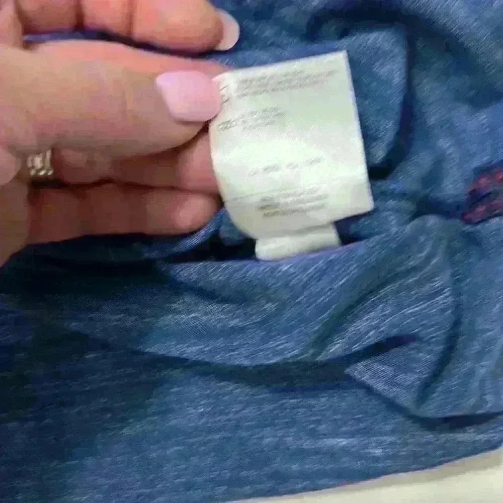 Medium International Report long sleeve blue tee. Item # 6L - Picture 6 of 7